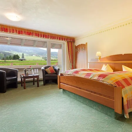 Nesselwanger Hof 4*