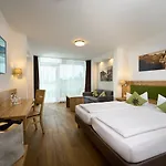 Nesselwanger Hof 4*