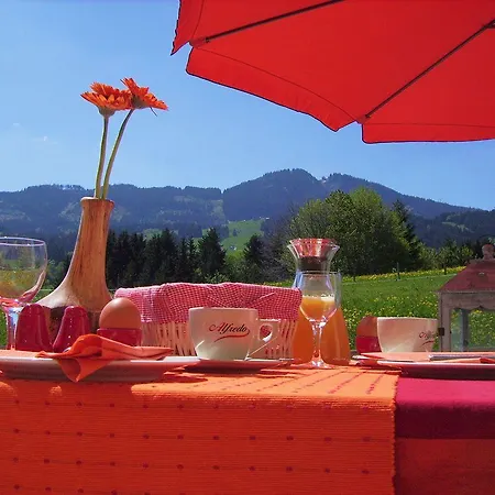 Nesselwanger Hof 호텔 4*