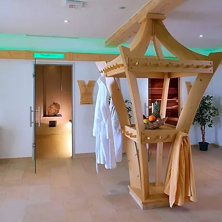 Hotell Nesselwanger Hof 4*