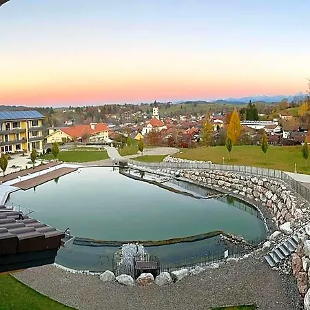 Hotell Nesselwanger Hof 4*
