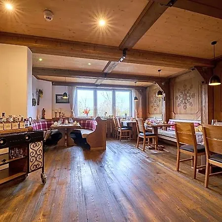 Nesselwanger Hof 4*