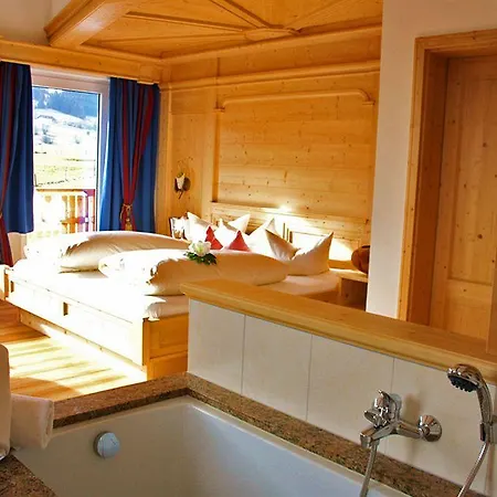 Nesselwanger Hof 4*