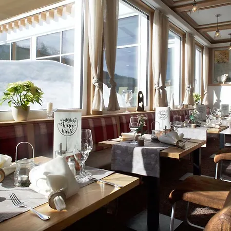 Nesselwanger Hof 호텔 4*