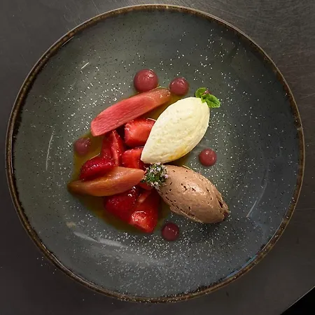 Nesselwanger Hof 4* 네쎌방