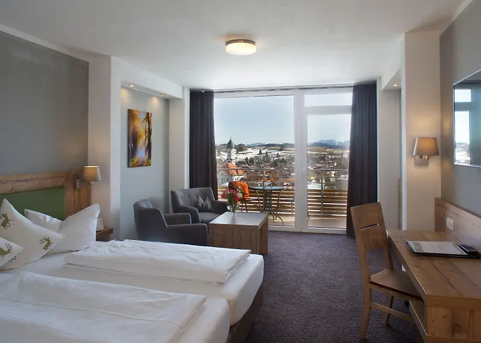 Hotel Nesselwanger Hof 4*